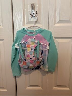 Disney Kids Swim Rash Guard andswismuit 5t 3pcMint Green, Pink, Pastel Patchwork